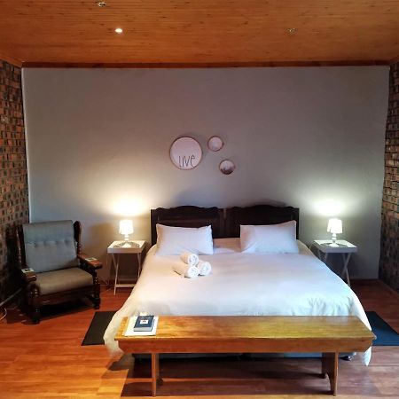 En Route Guest House Trompsburg Ngoại thất bức ảnh