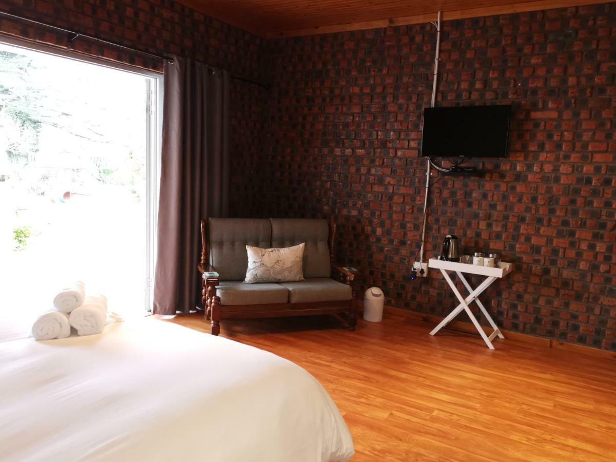 En Route Guest House Trompsburg Ngoại thất bức ảnh